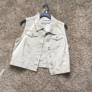 NWT versona tan jacket size M